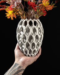 Vaza Decorativa Invader ArtVeris Inaltime 20cm
