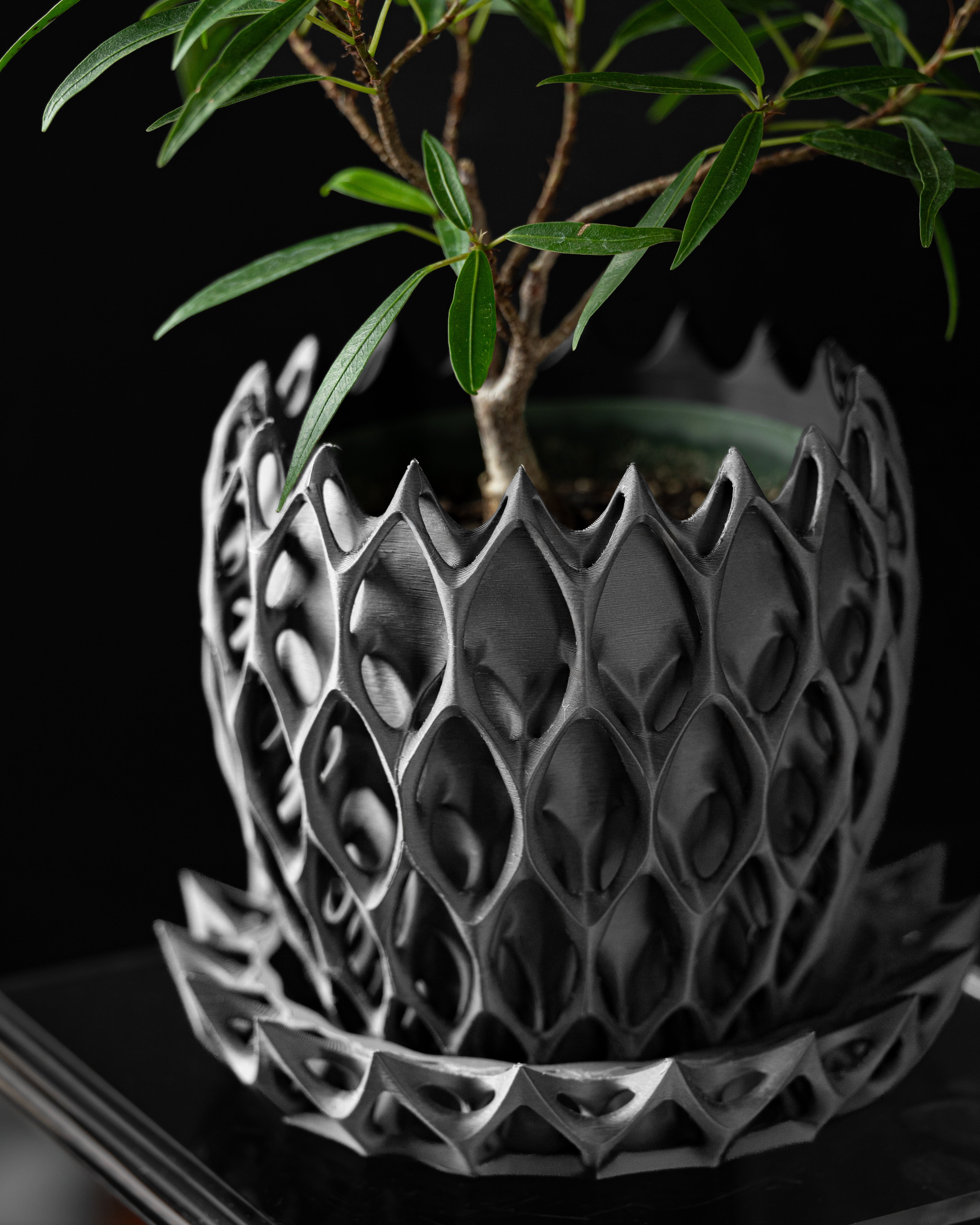 Ghiveci Decorativ Invader2 ArtVeris Inaltime 12cm