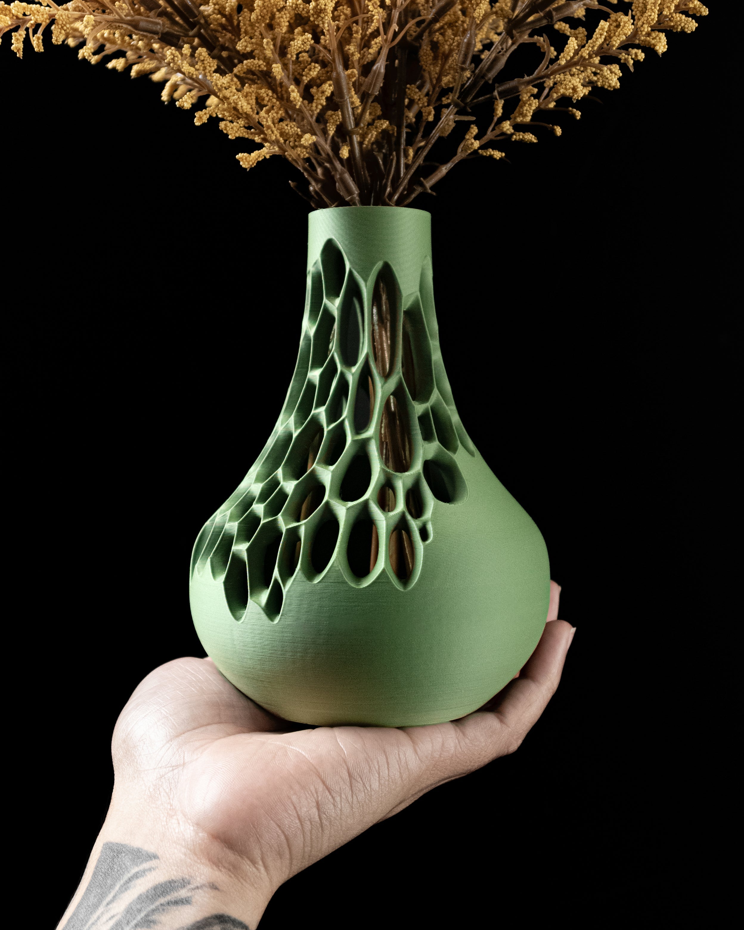 Vaza Decorativa Virus ArtVeris Inaltime 20cm