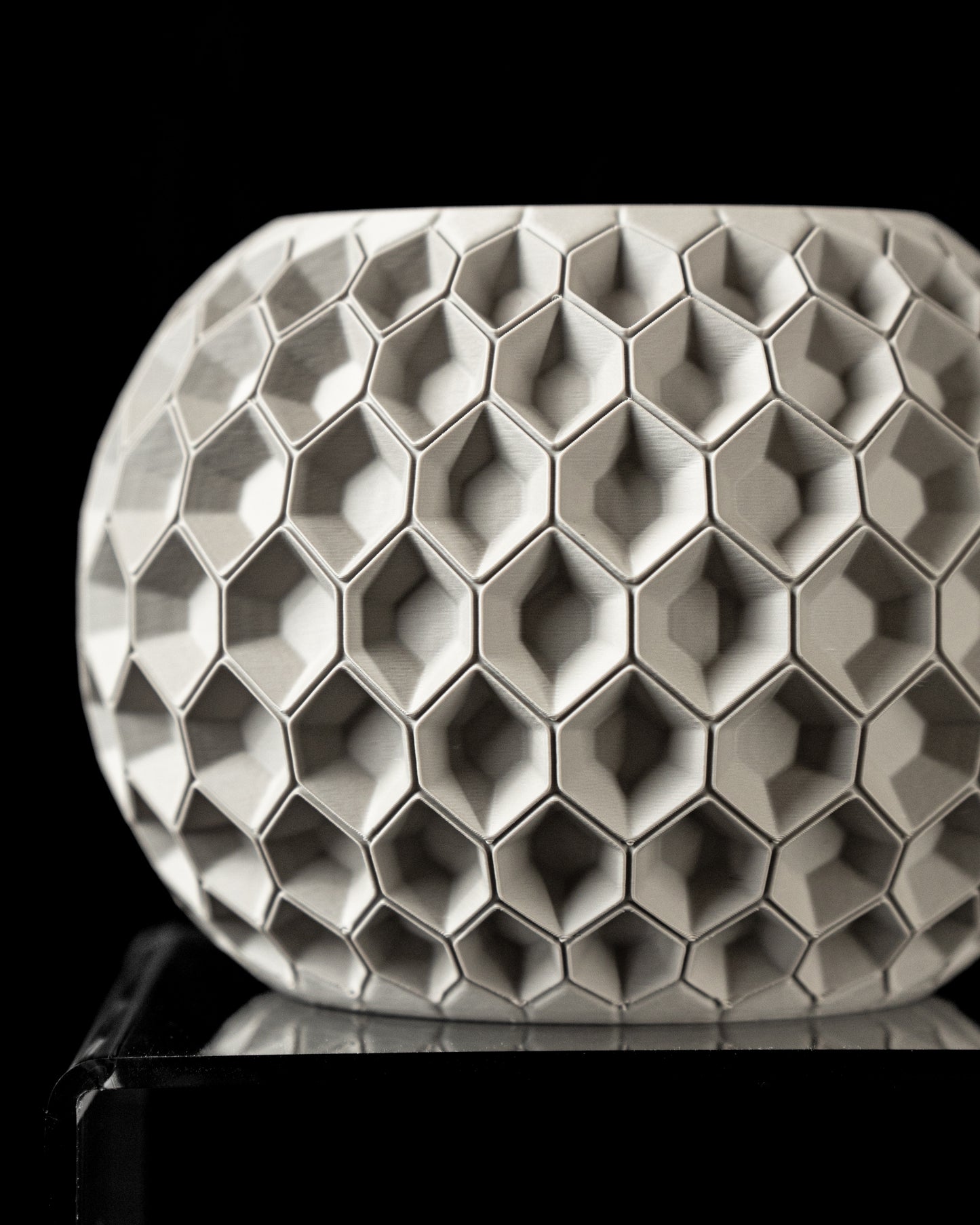 Ghiveci Decorativ Hexa 2 ArtVeris Inaltime 12cm