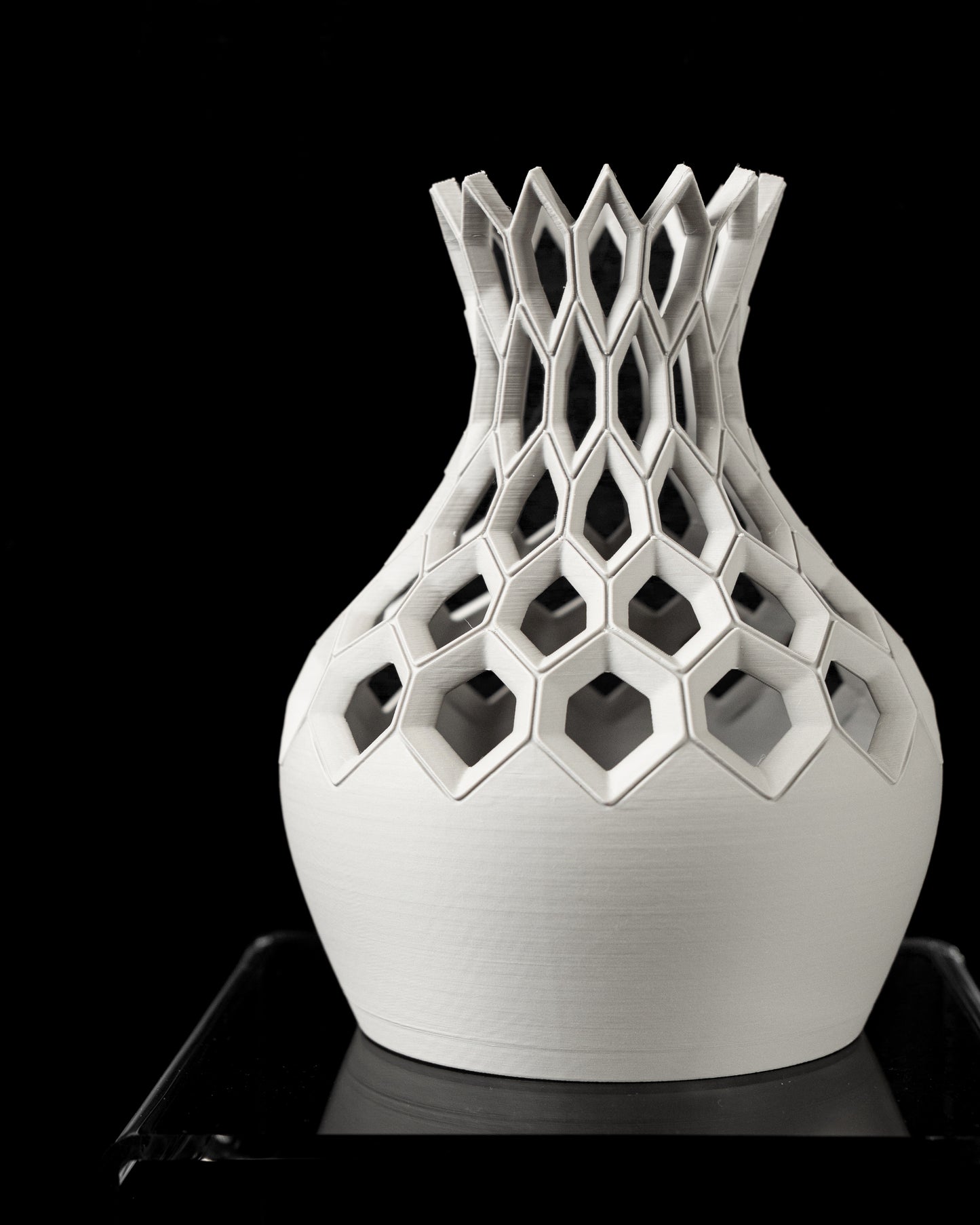 Vaza Decorativa Hexa ArtVeris Inaltime 20cm