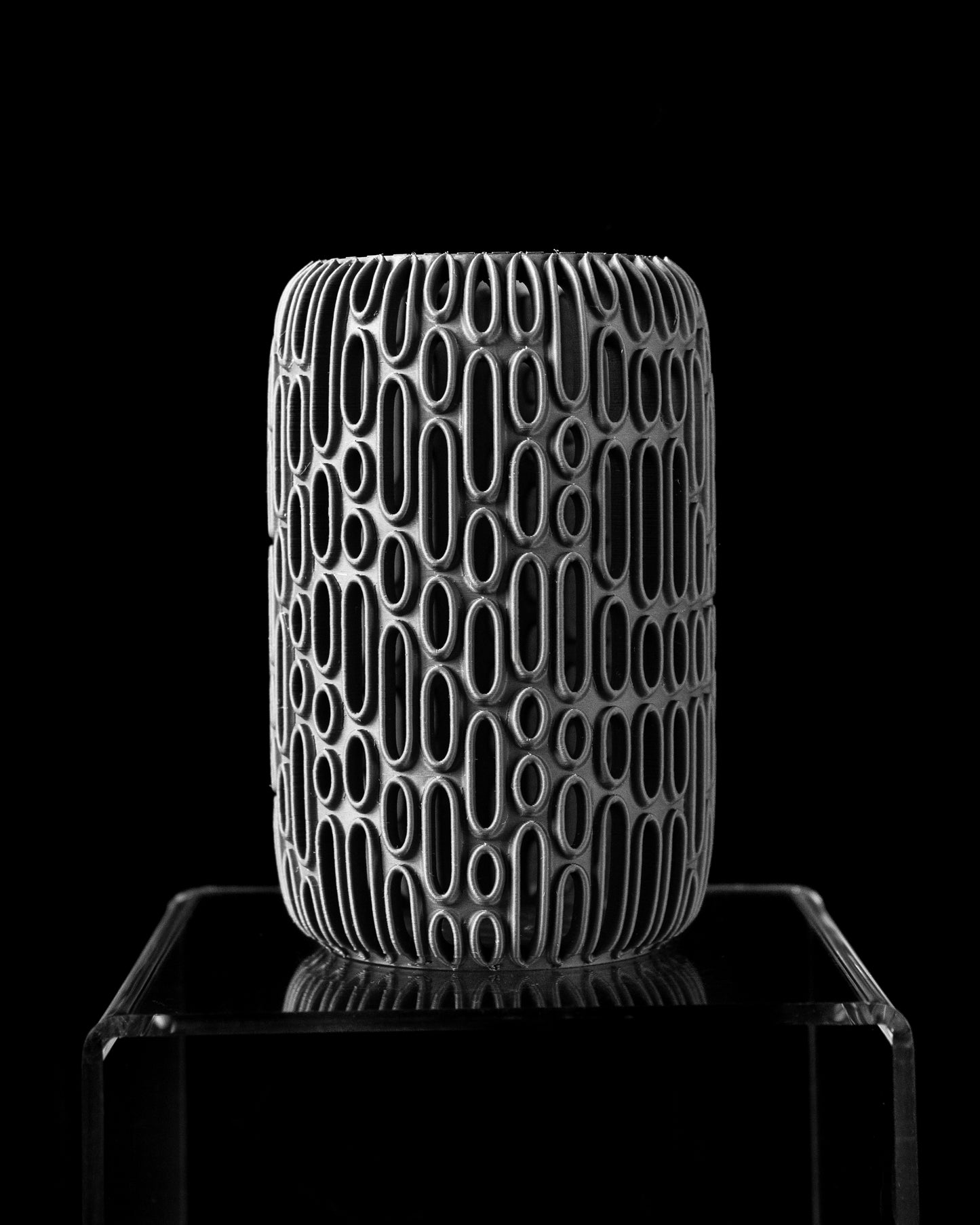 Vaza Decorativa Breach ArtVeris Inaltime 20cm