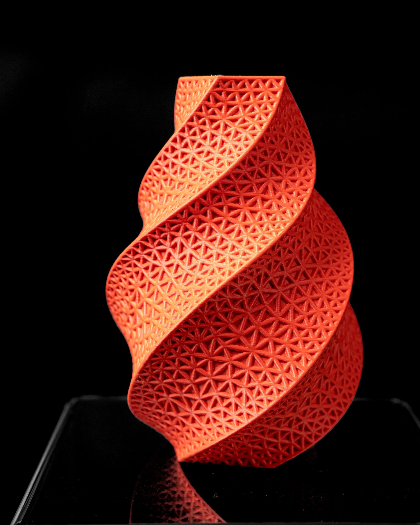 Vaza Decorativa Wire ArtVeris Inaltime 20cm Portocaliu