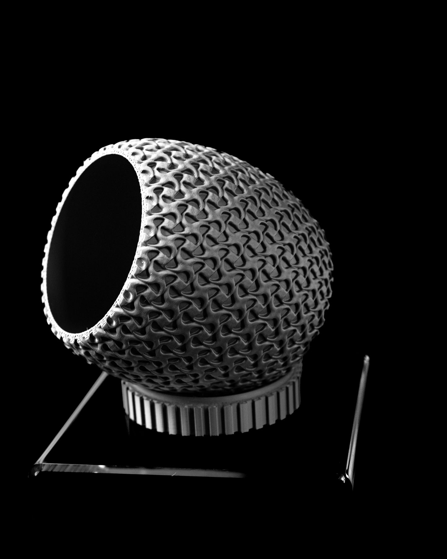 Ghiveci Ringa ArtVeris Inaltime 12cm Negru