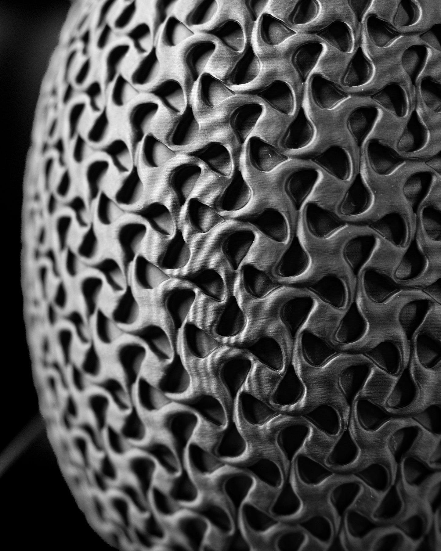 Ghiveci Ringa ArtVeris Inaltime 12cm Negru